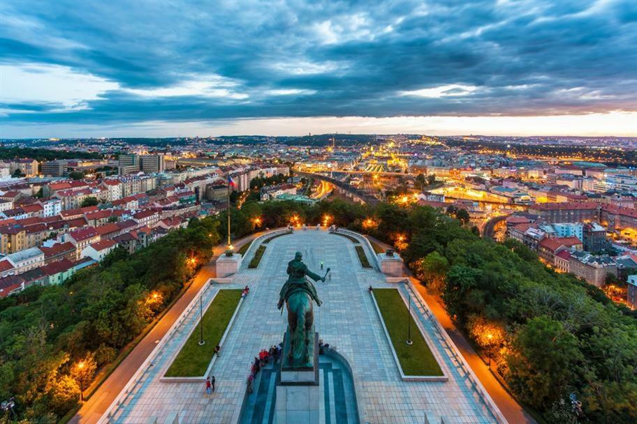 Authentic Art Prague